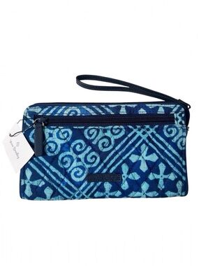 Vera Bradley Wristlet Blue Geometric Floral Front Zip Wallet NWT $38 Retail